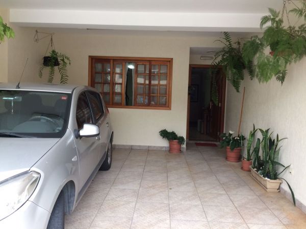 Vende-se Sobrado na Vila Preel